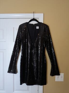 RNWY Black Sequin Deep V Mini Dress Size Medium Holiday Party New Years Eve